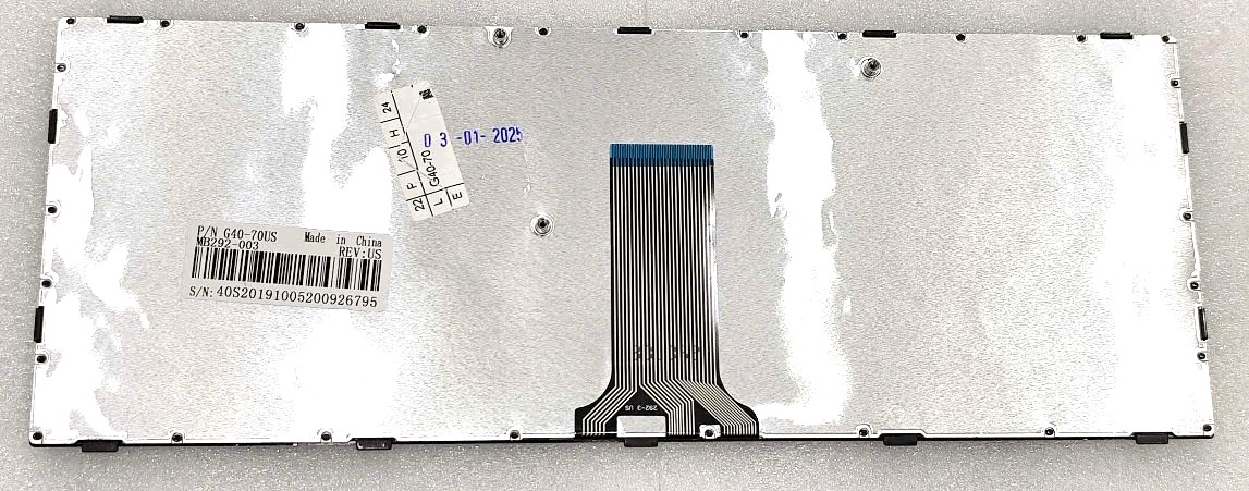 Mặt sau bàn phím laptop Lenovo Ideapad G40, B40, Z40 hiển thị cáp tín hiệu bản rộng và bề mặt cách điện an toàn