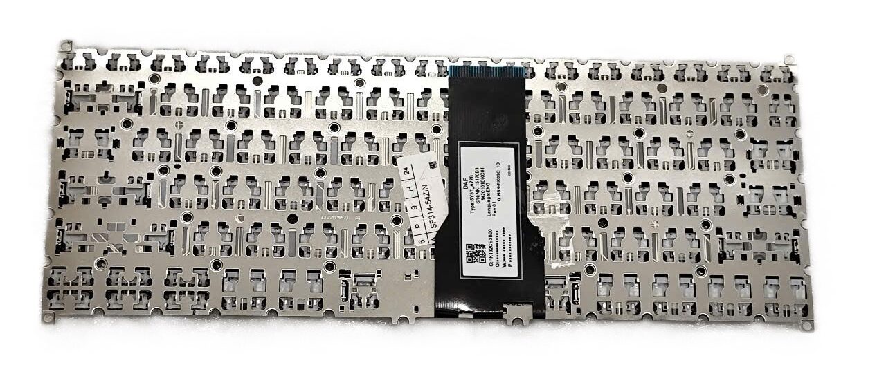 Mặt sau bàn phím laptop Acer Swift SF114, SF314-54 chi tiết nút nguồn và cáp tín hiệu thẳng