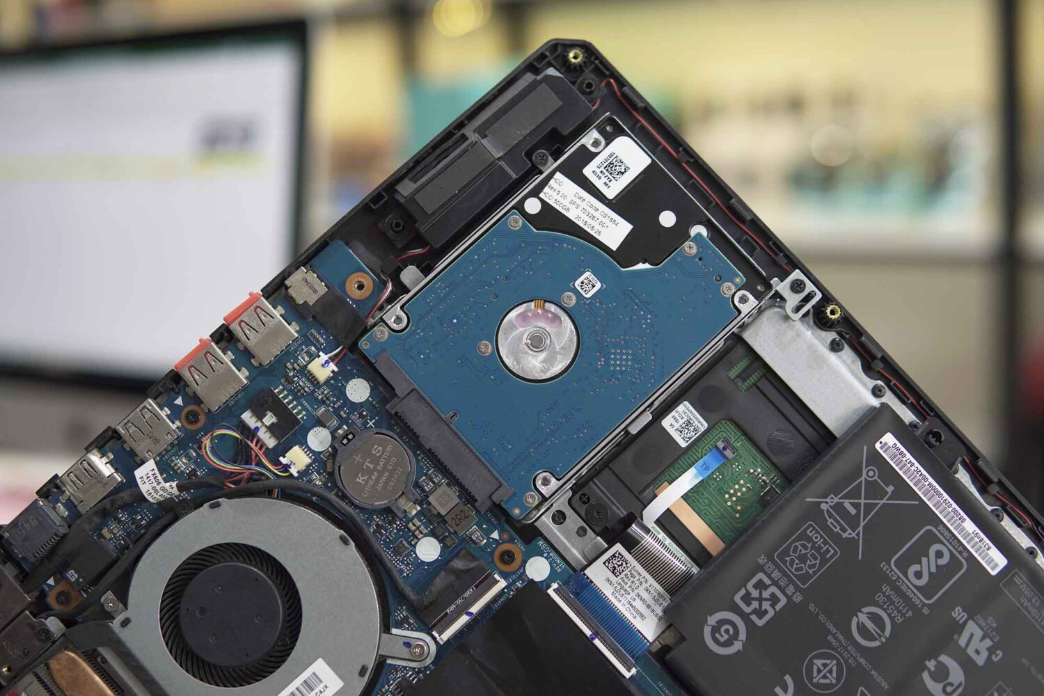 Thay Ổ Cứng Laptop Asus