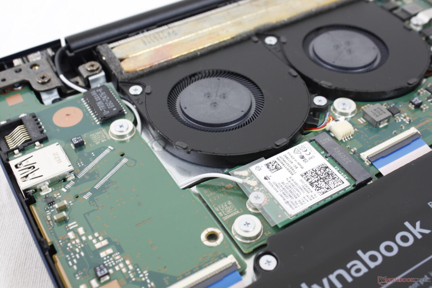 Thay Ổ Cứng Laptop Asus