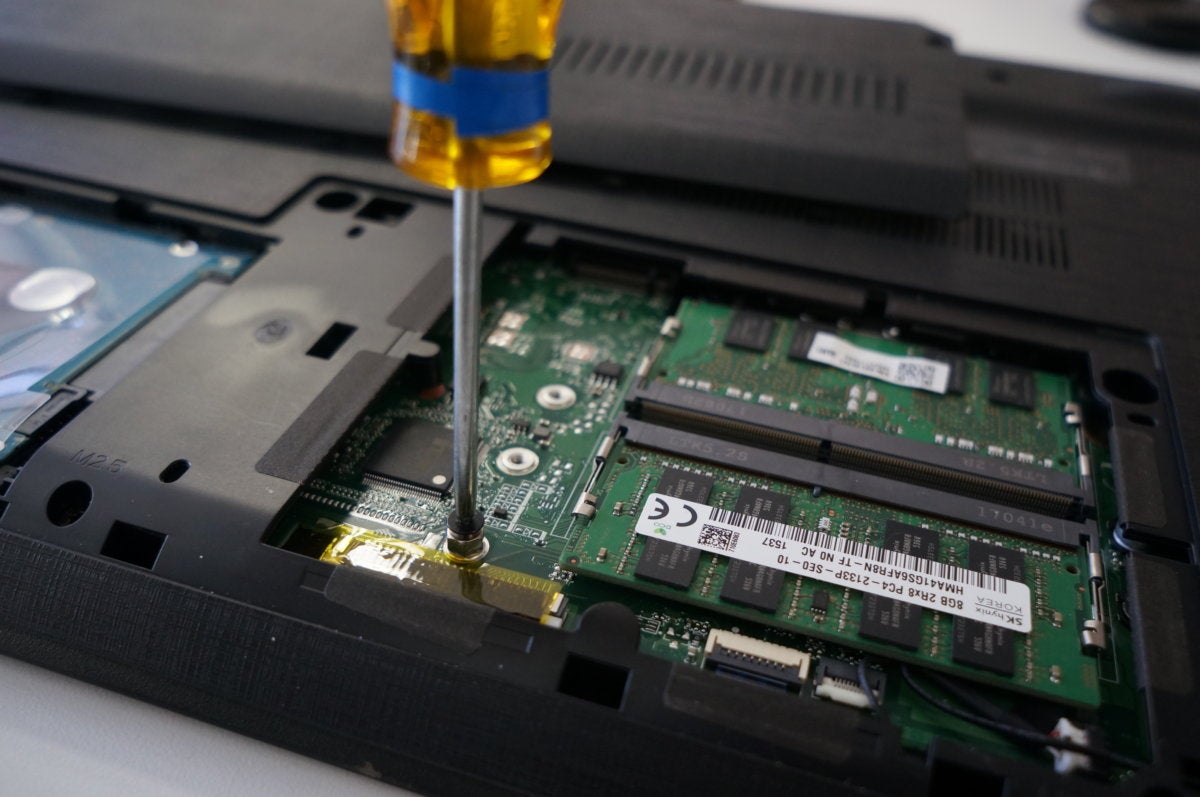 Nâng cấp RAM Laptop Samsung