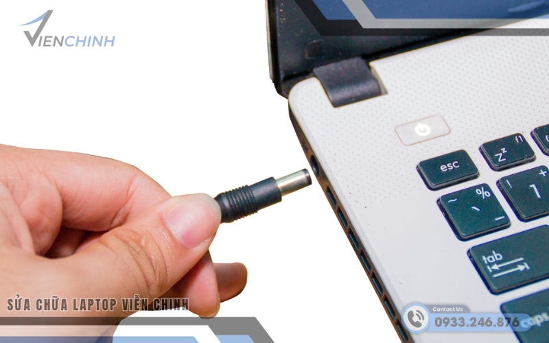 Nguyên Nhân Khiến Pin Laptop Không Nhận Sạc