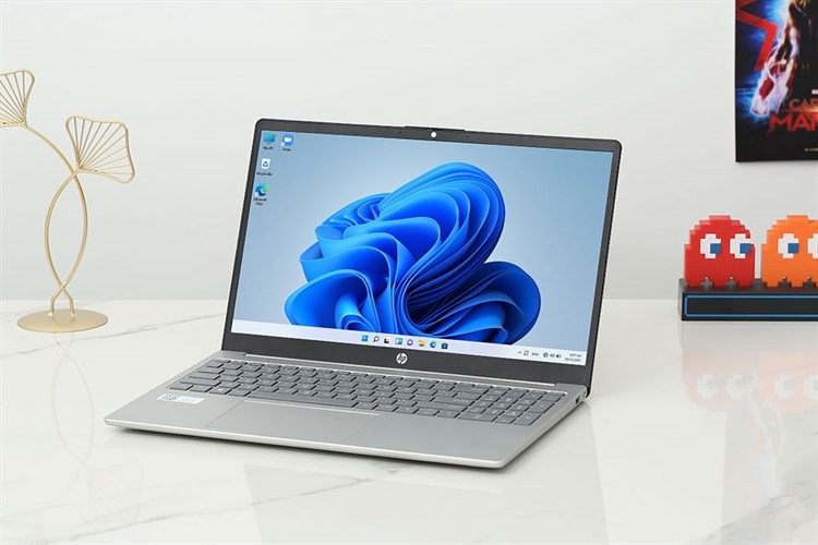 HP 15-fd0015TU Cũ: Lựa Chọn Tối Ưu Cho Hiệu Năng Văn Phòng và Giải Trí Hiện Đại