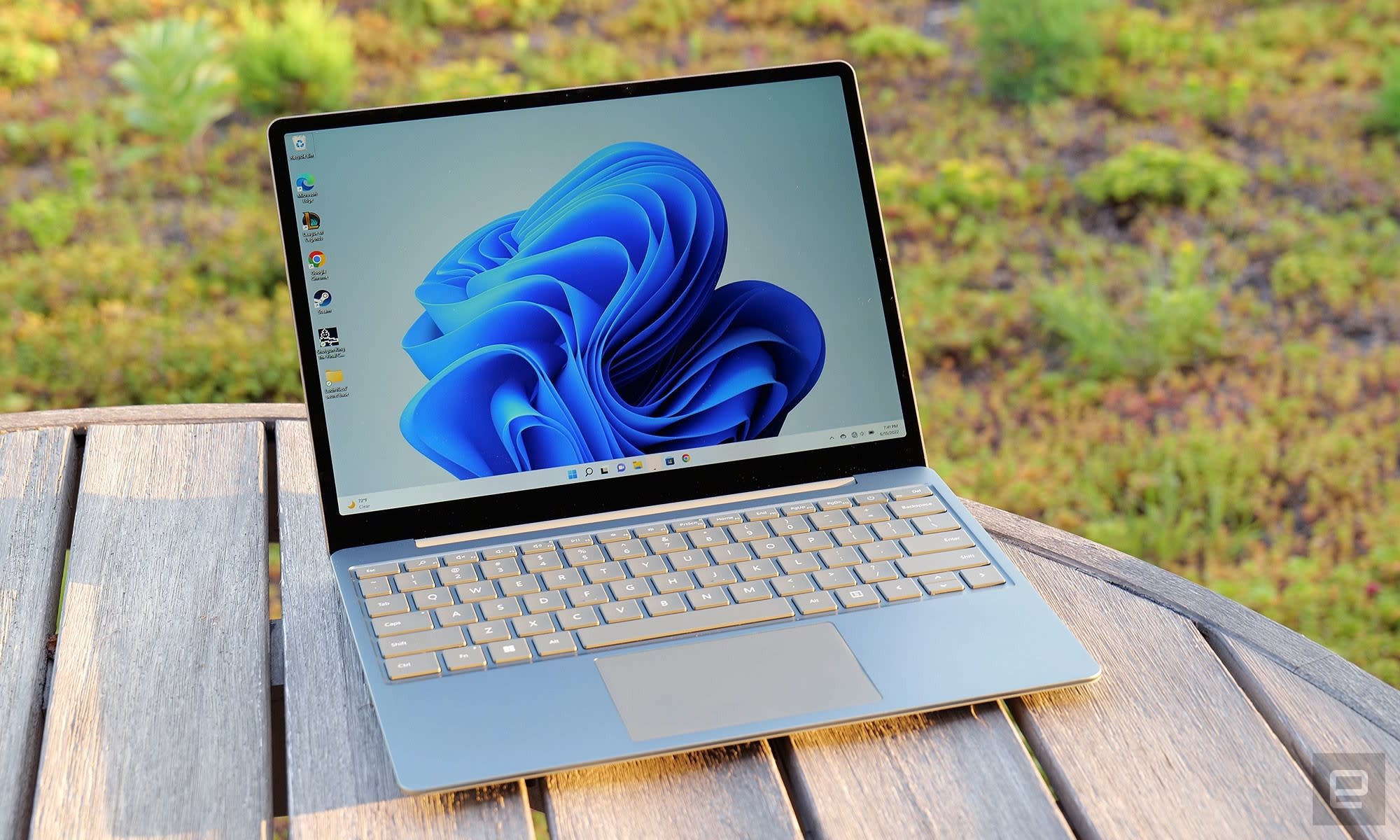 Surface Laptop Go 2 Cũ Lướt Like New: Tối Giản, Đẳng Cấp, Hiệu Năng Vượt Trội