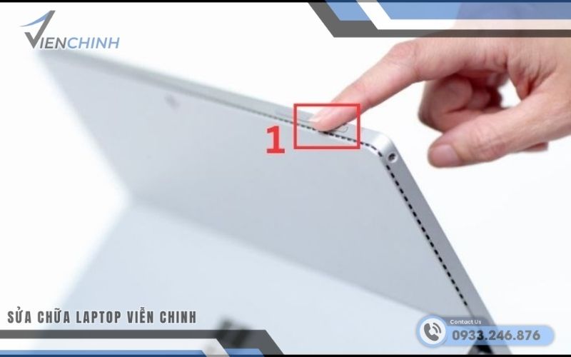 Khởi động lại Laptop Surface