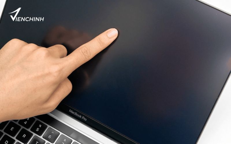 Tiêu Chí Chọn Miếng Dán Màn Hình Chống Nhìn Trộm Cho Laptop